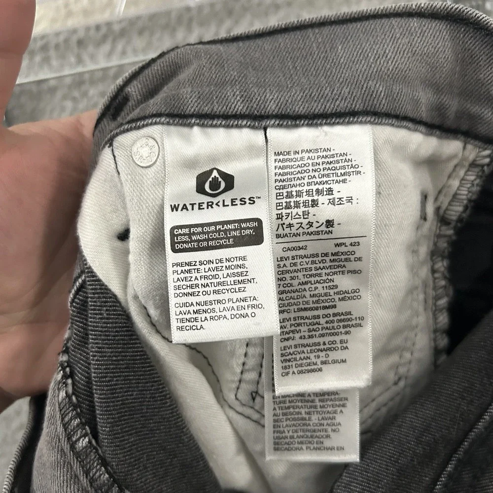 Levis Jeans Mens 30x32 Gray Denim 511 Slim Straight American Stretch Red Tab
